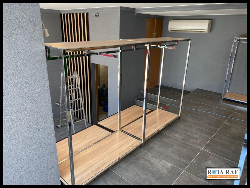 Orta Standlar 59