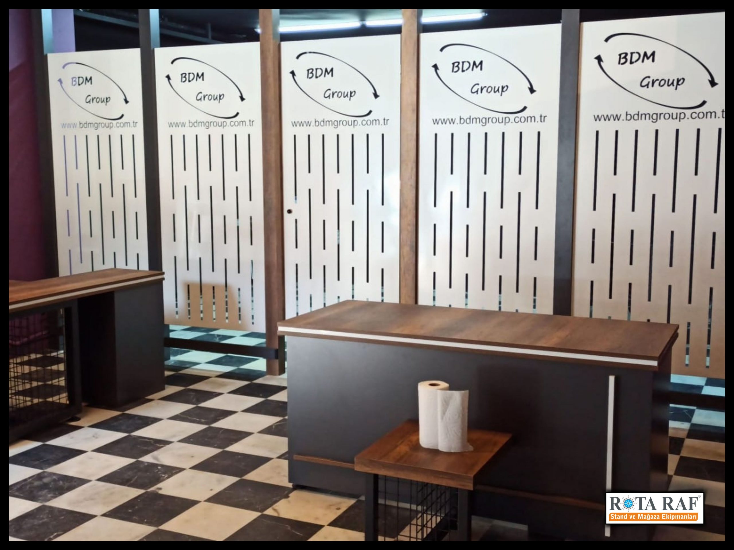 Tekstil Showroom Rafları 25