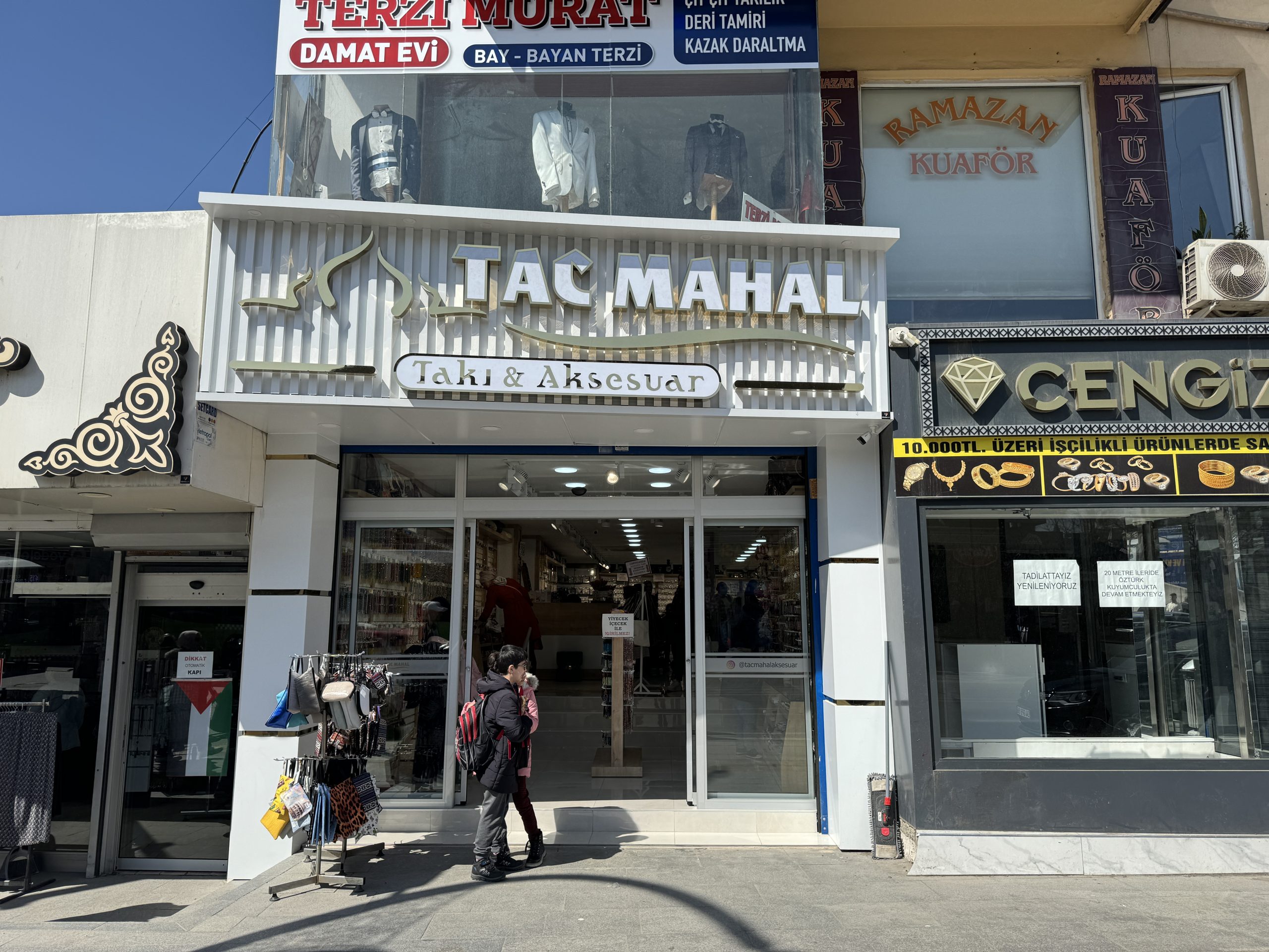 Tac Mahal 10